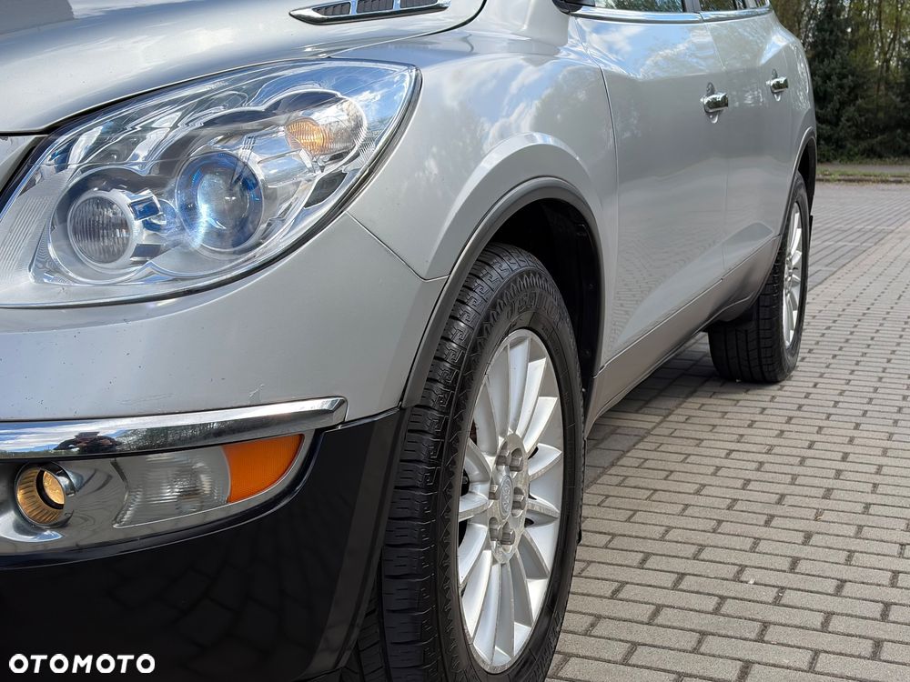 Buick Enclave - 17