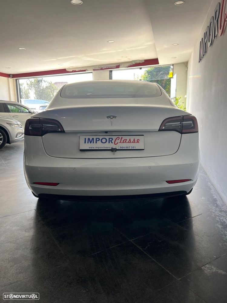 Tesla Model 3 2021 photo 2