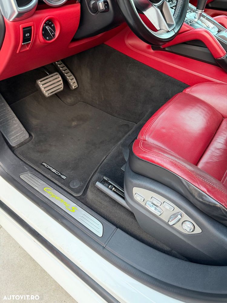 Porsche Cayenne S E-Hybrid Platinum Edition - 15