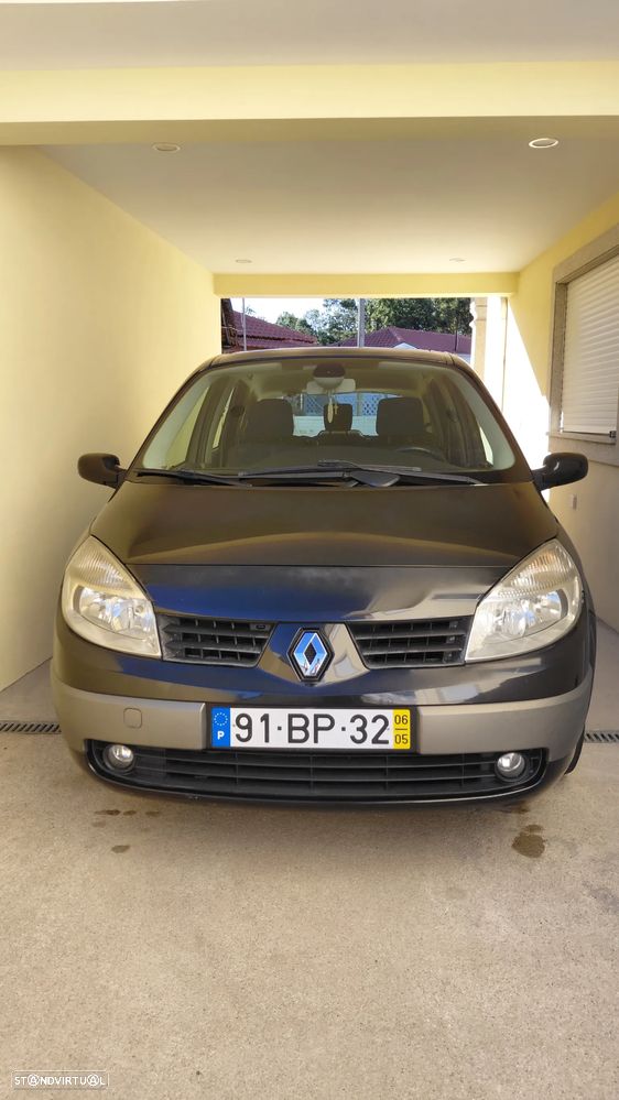 Renault Scénic 1.5 dCi Confort - 1