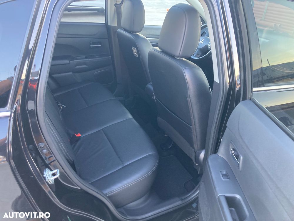 Mitsubishi ASX 1.8 DI-D 4WD Instyle - 14