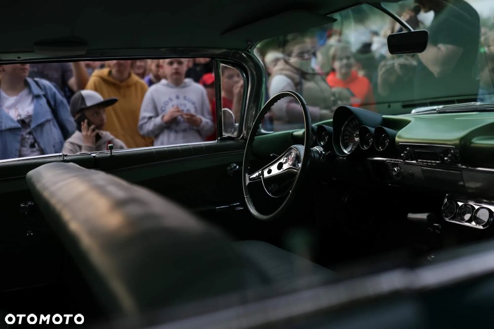 Chevrolet Impala - 15