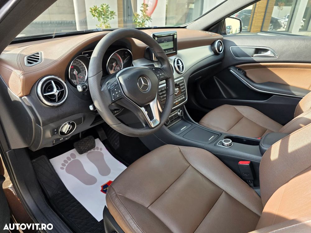 Mercedes-Benz GLA 200 (CDI) d 7G-DCT AMG Line - 13