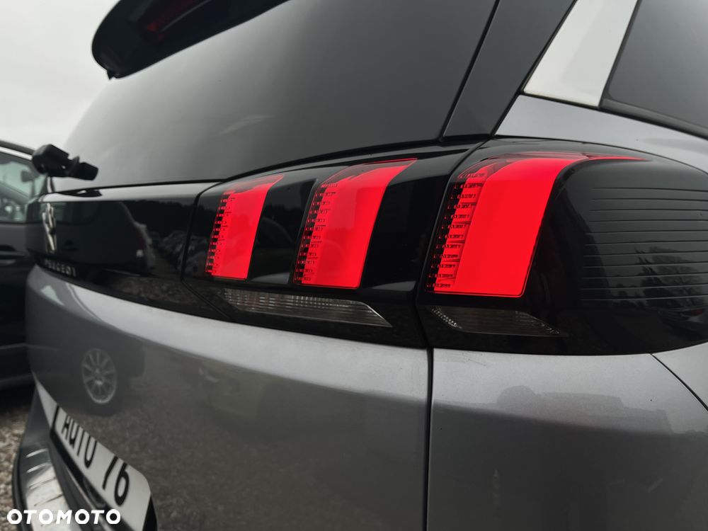 Peugeot 5008 1.5 BlueHDi Allure S&S EAT8 - 32