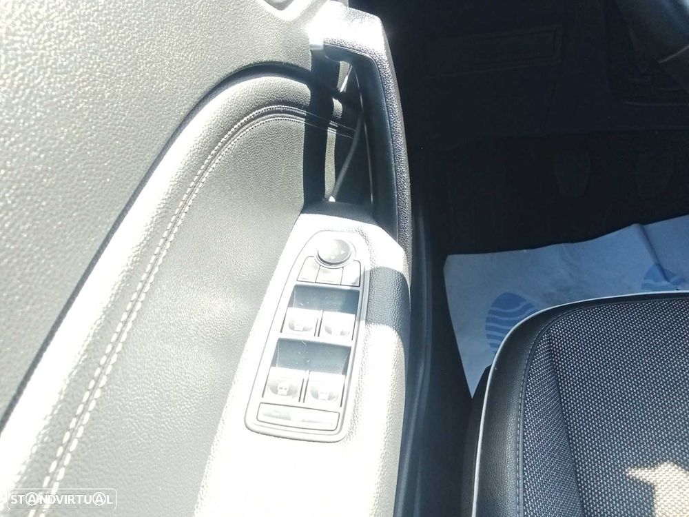 Renault Captur 1.0 TCe Techno - 16