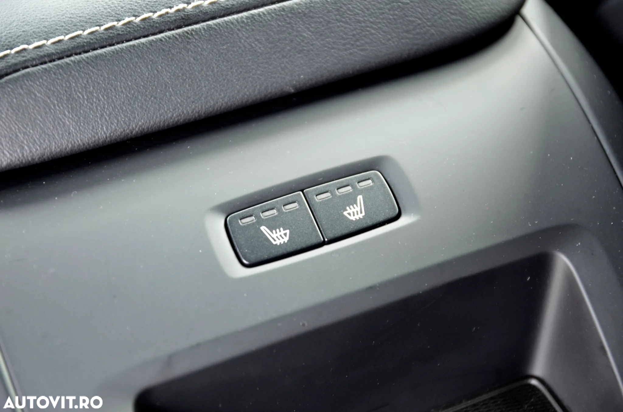 Volvo XC 60 D3 R-Design - 36