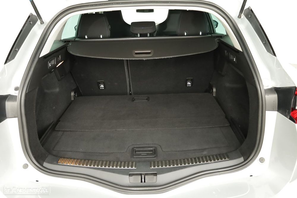 Renault Mégane Sport Tourer 1.3 TCe GT Line - 23