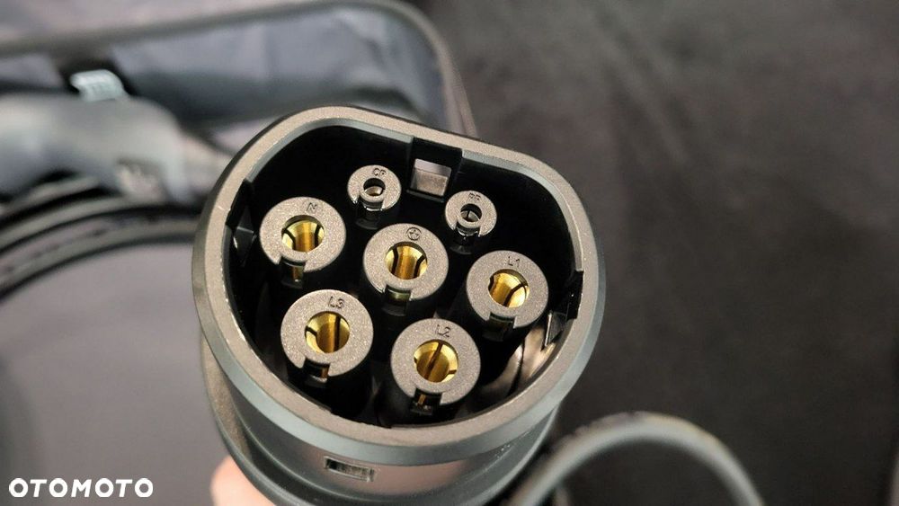 Mercedes-Benz GLE - 31