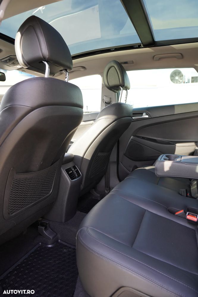 Hyundai Tucson 2.0 CRDI 4WD 6AT Luxury Pack+ - 6