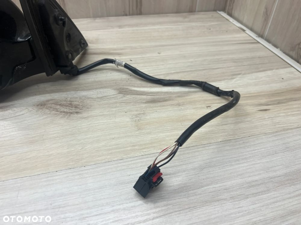 LUSTERKO LEWE AUDI A6 C6 5PIN - 2