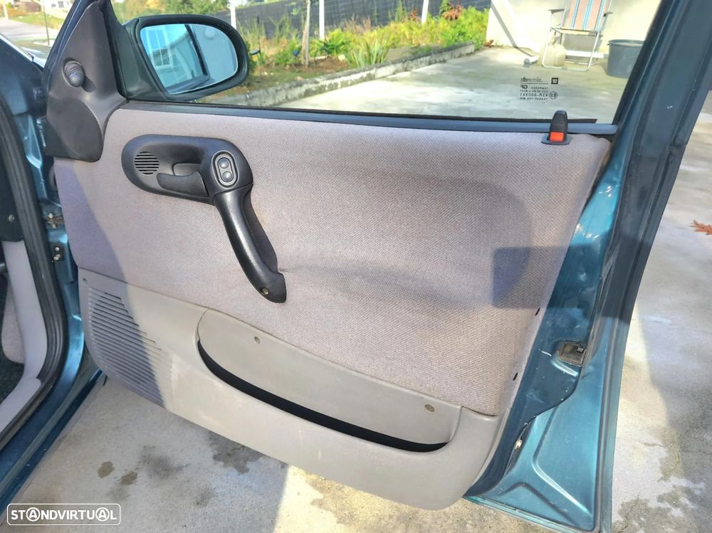 Opel Corsa 1.5 TD Swing - 16