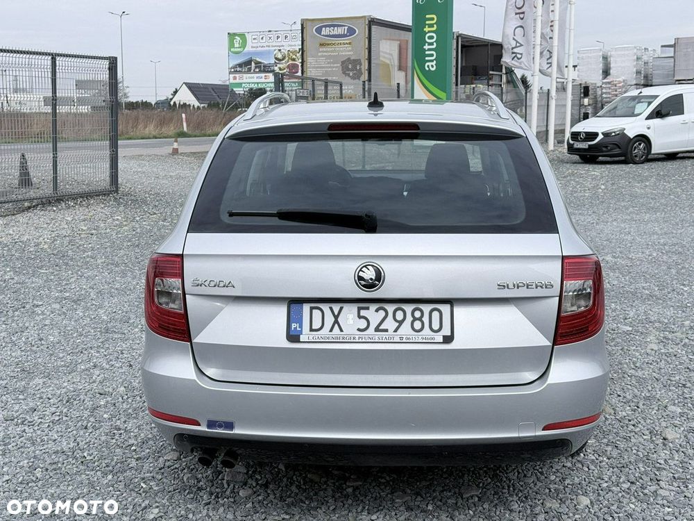 Skoda Superb 1.6 TDI Business - 8