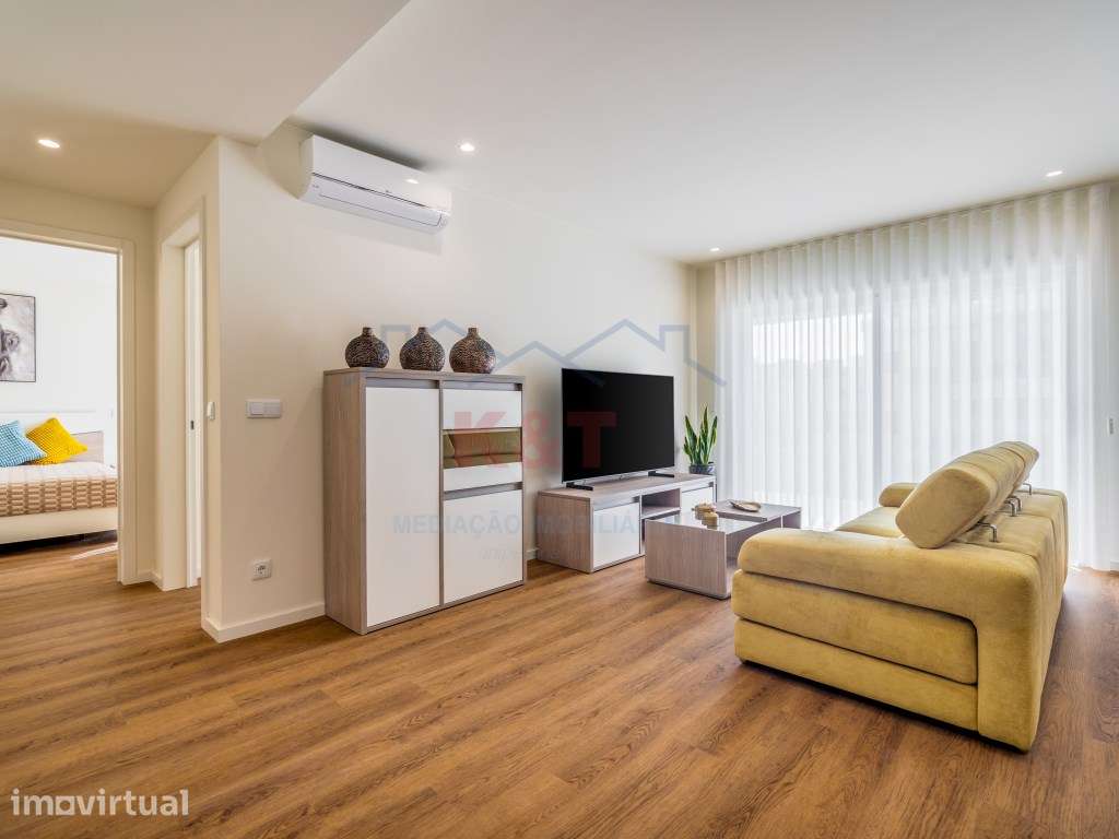 T2 novo com piscina no rooftop e lugar de garagem com carregamento EV - Grande imagem: 5/36