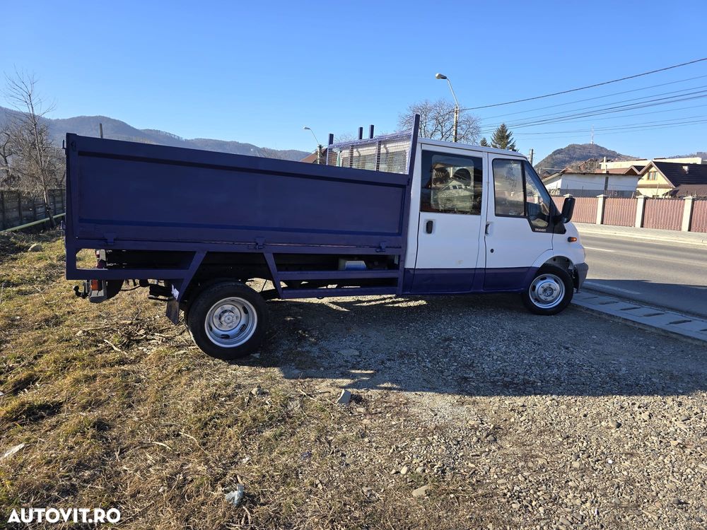 Ford Transit - 12