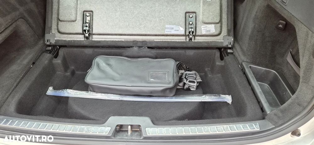 Volvo XC 90 D5 AWD Geartonic First Edition - 11