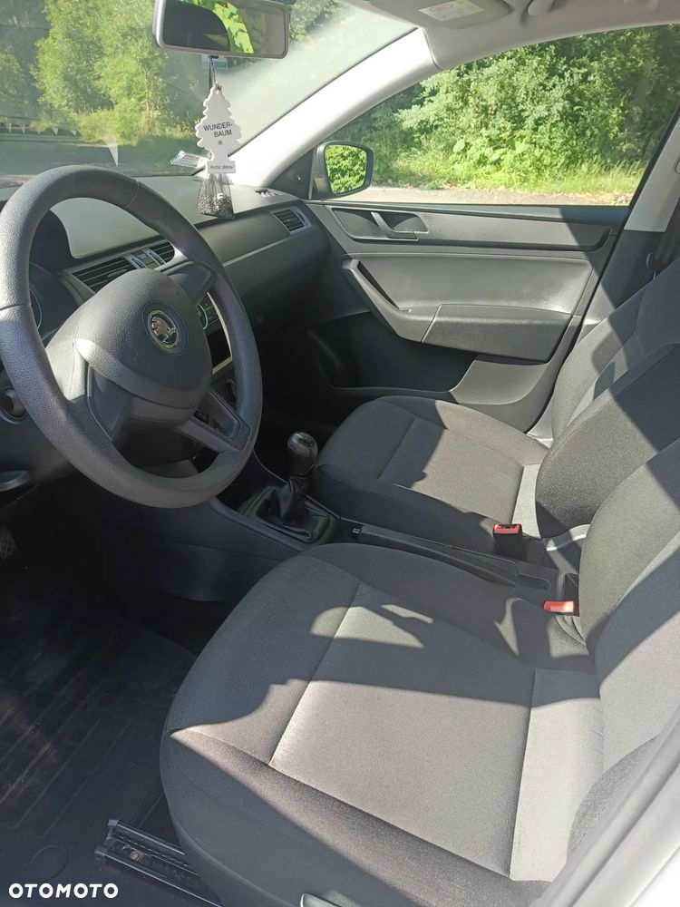 Skoda RAPID - 3