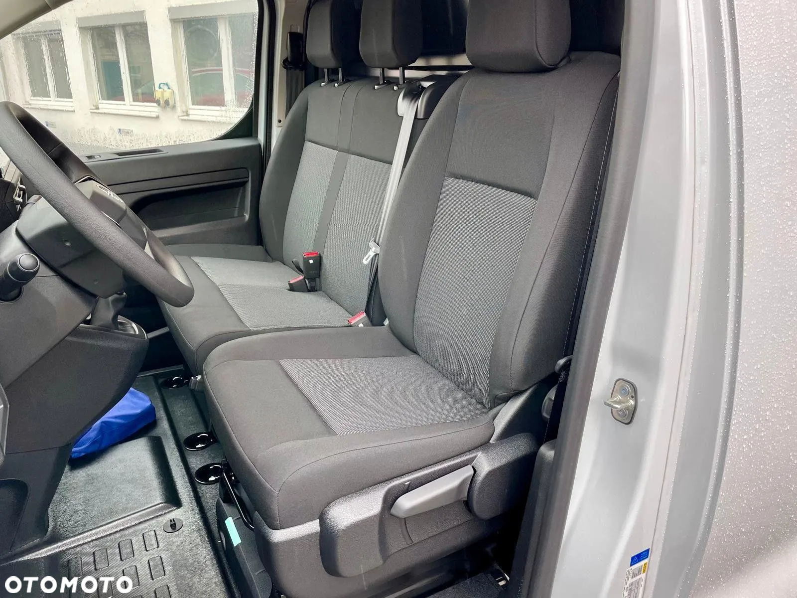 Opel Vivaro Furgon Extralong 144KM M6 - 9