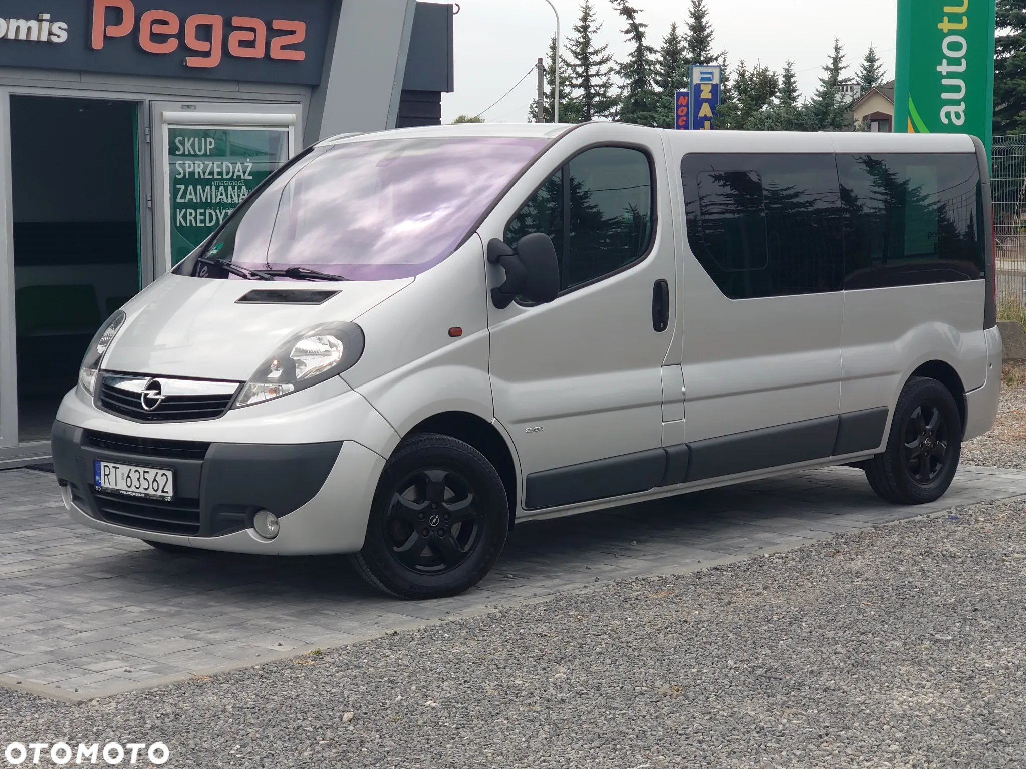 Opel Vivaro 2.0 CDTI L2H1 Life Cosmo - 21