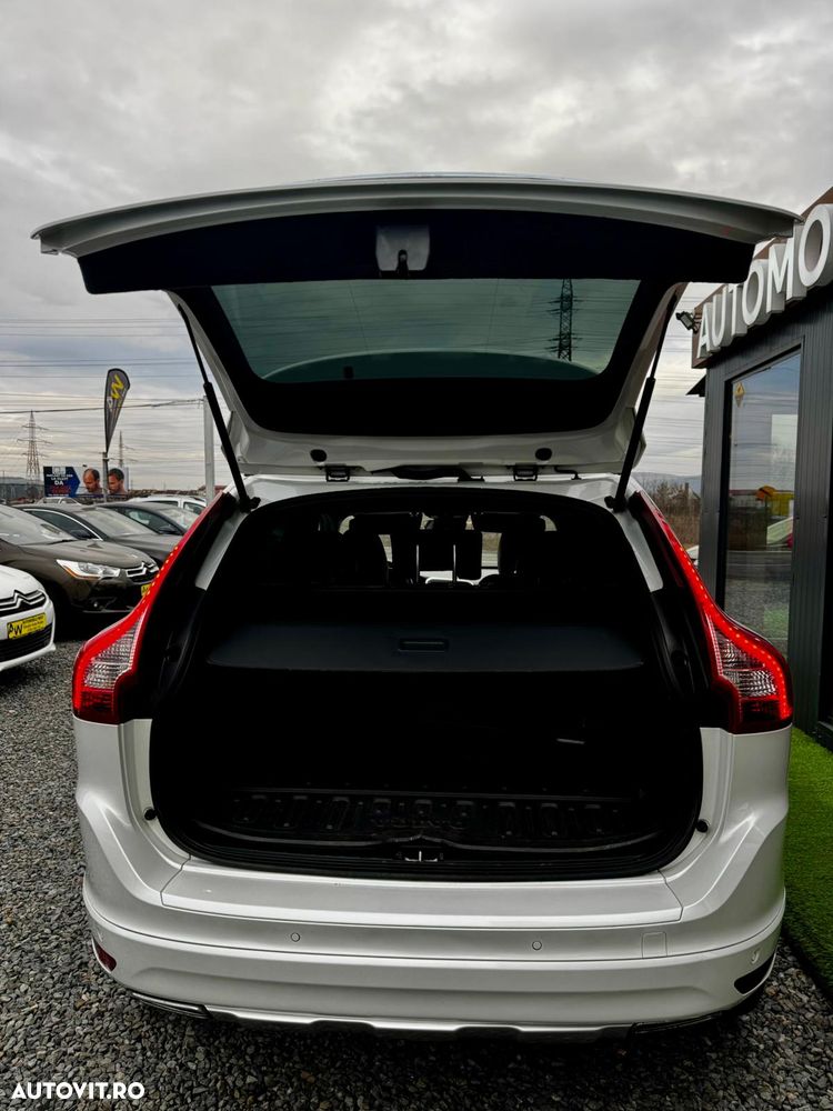 Volvo XC 60 D4 AWD Geartronic Summum - 34