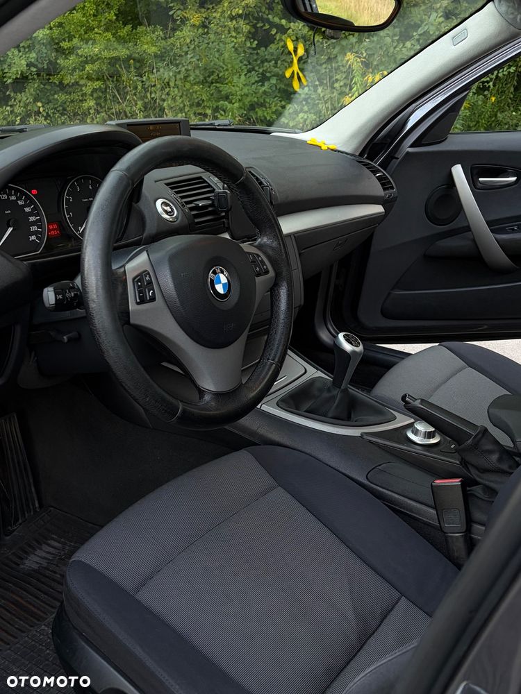 BMW Seria 1 - 26