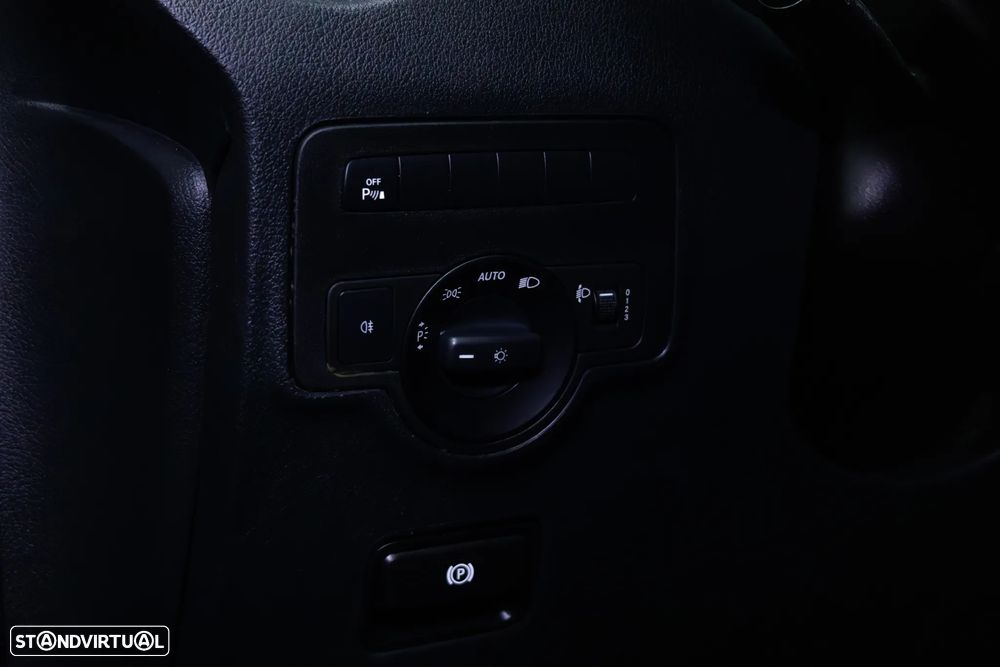 Mercedes-Benz Vito Tourer - 17