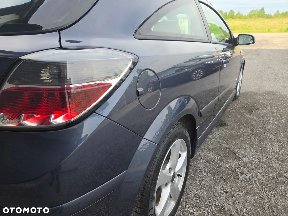 Opel Astra 1.8 Sport - 19