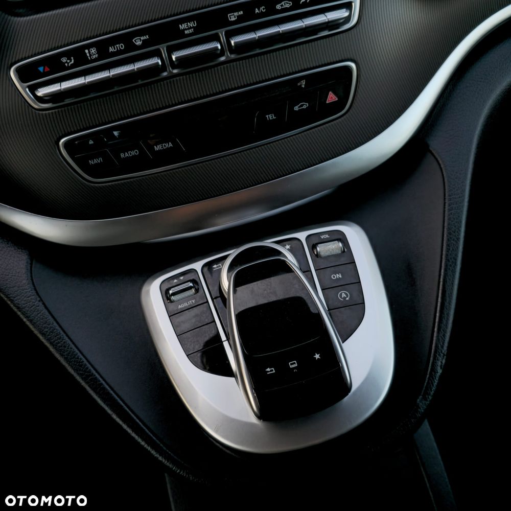 Mercedes-Benz Klasa V 250 (BlueTEC) d kompakt 7G-TRONIC Avantgarde Edition - 29