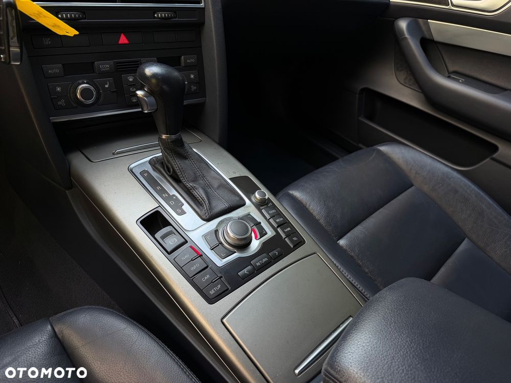 Audi A6 Avant 2.0 TDI Multitronic - 20