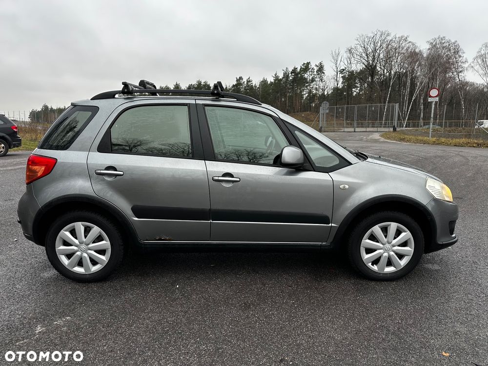 Suzuki SX4 - 5