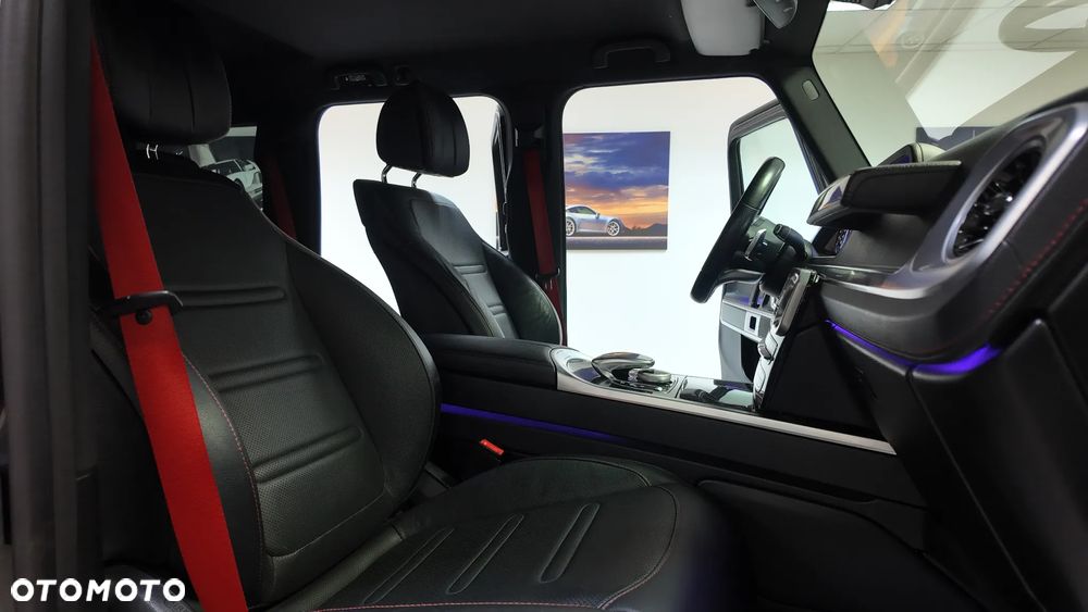Mercedes-Benz Klasa G 500 9G-TRONIC Exclusive - 36