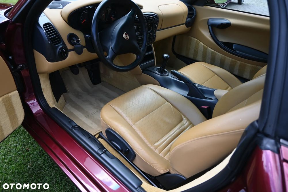 Porsche Boxster - 11