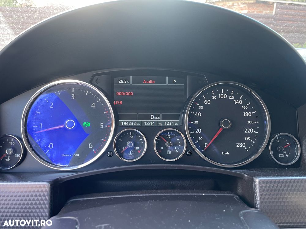 Volkswagen Touareg 2.5 TDI R5 DPF Tipt. - 17