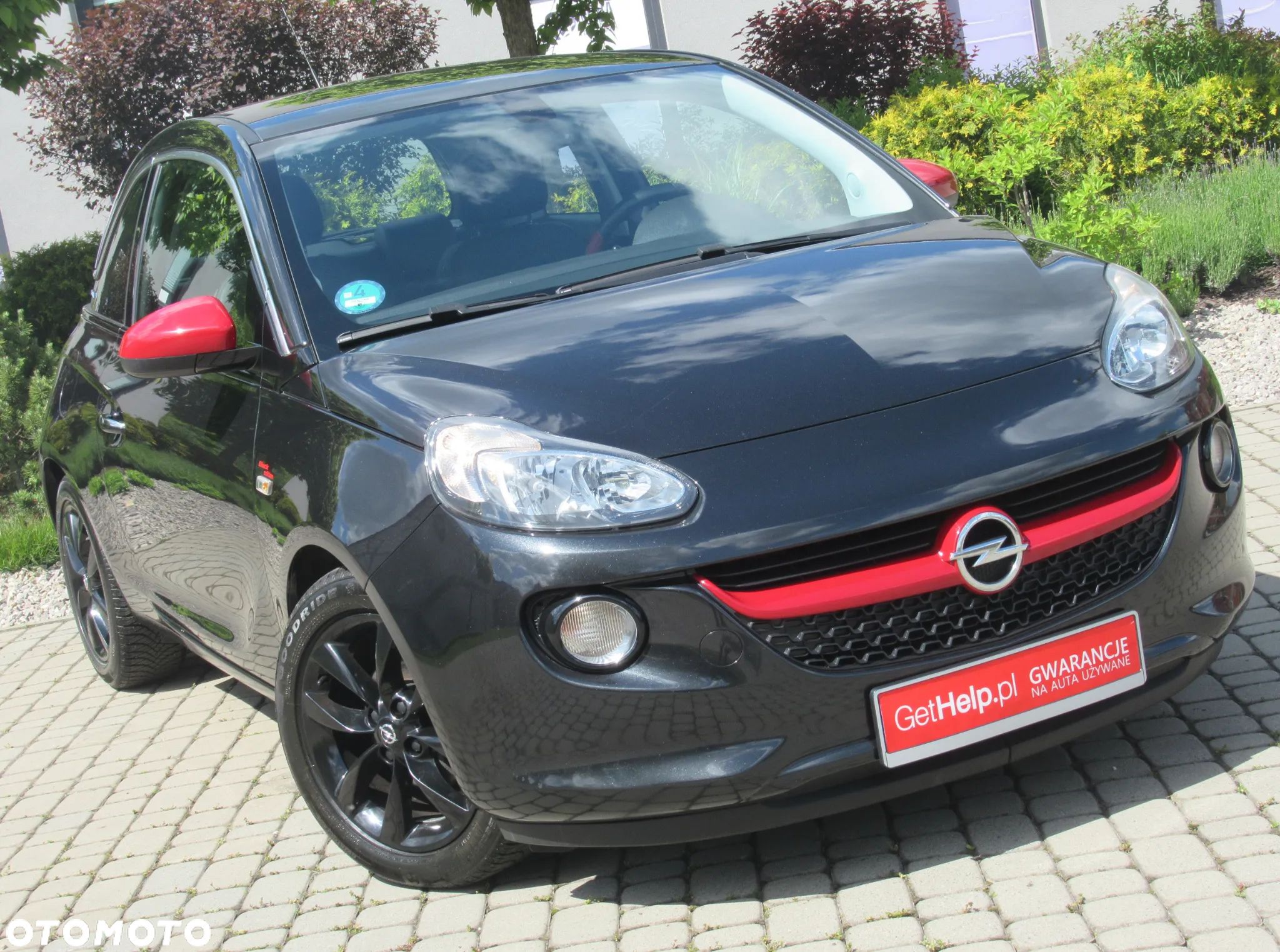 Opel Adam 1.2 Black Jack S&S - 1