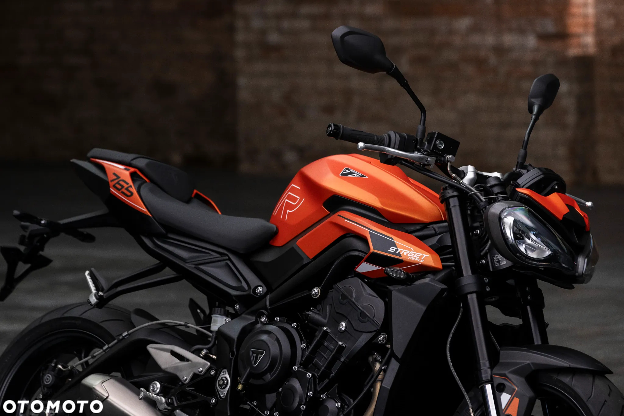 Triumph Street Triple - 4