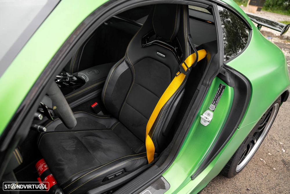 Mercedes-Benz AMG GT R - 26