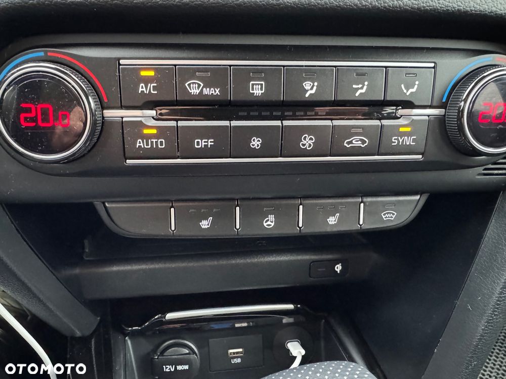 Kia XCeed 1.6 T-GDI GT-Line DCT - 10