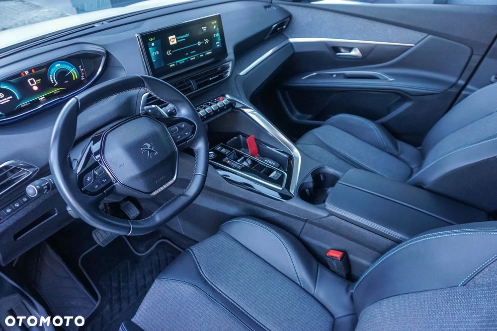 Peugeot 3008 1.6 PureTech Hybrid PHEV Allure Pack S&S EAT8 - 26