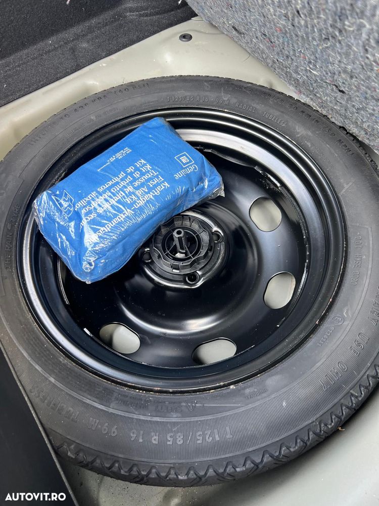 Citroën C3 BlueHDi 100 S&S PLUS - 8