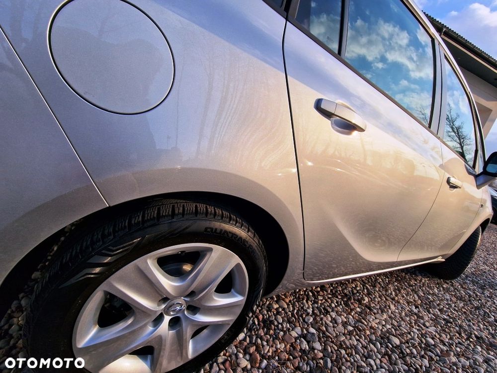 Opel Zafira Tourer 1.4 Turbo Edition - 28