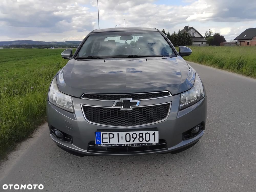 Chevrolet Cruze 1.8 LT - 4