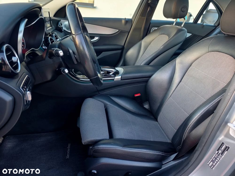 Mercedes-Benz Klasa C 250 7G-TRONIC Avantgarde - 20