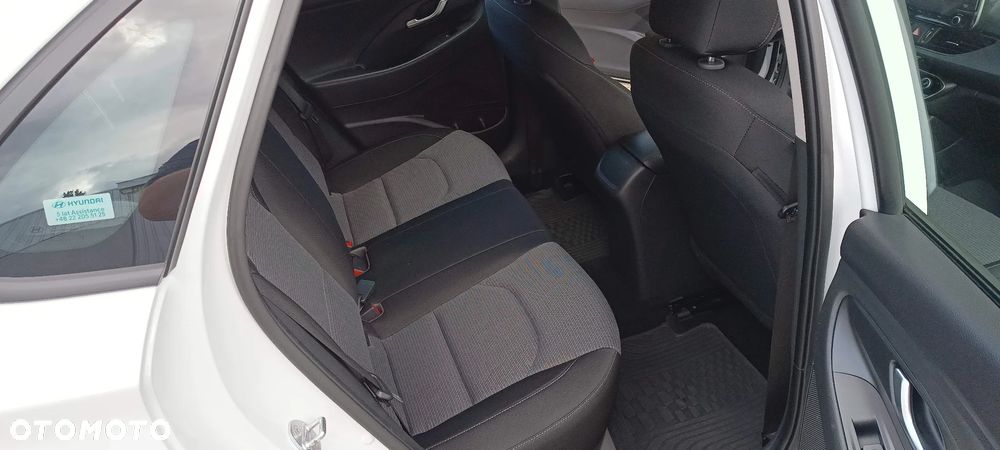 Hyundai i30 1.5 DPI Modern - 11