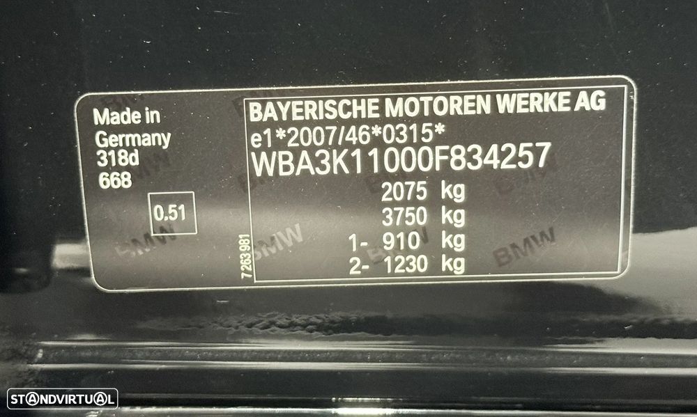 BMW 318 d Line Luxury - 59