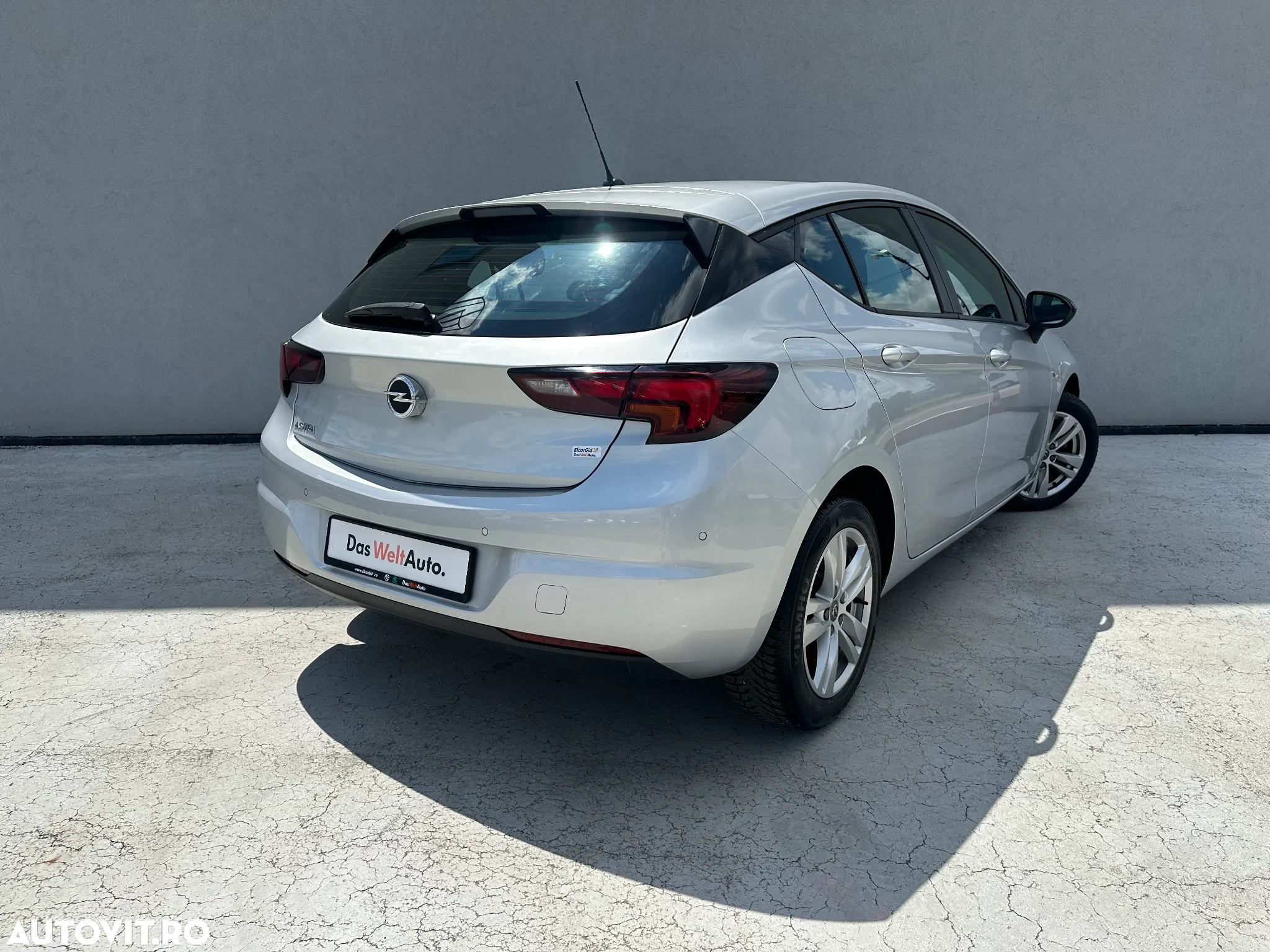 Opel Astra 1.5 Start/Stop Elegance - 6