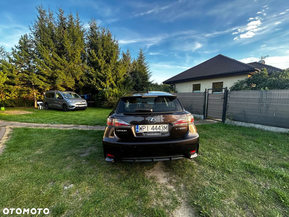 Lexus CT 200h - 6