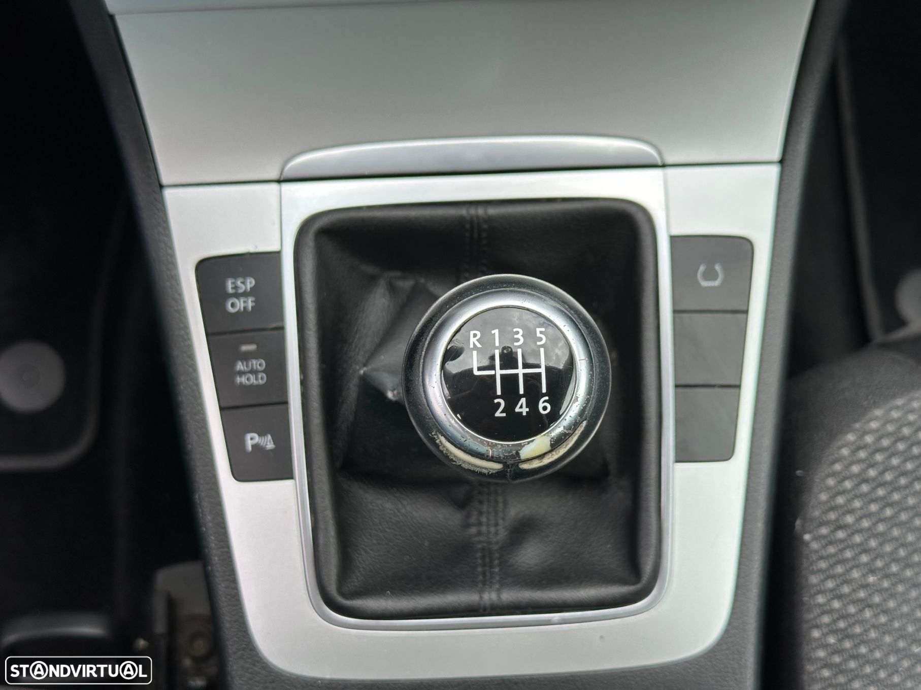 VW Passat Variant 2.0 TDi Confortline - 33