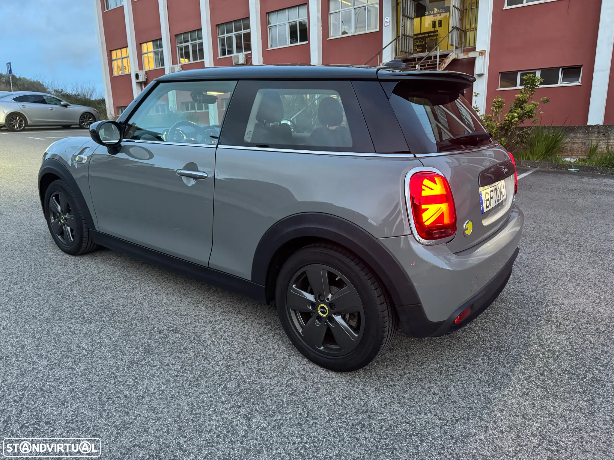 MINI 3 Portas Cooper SE - 6