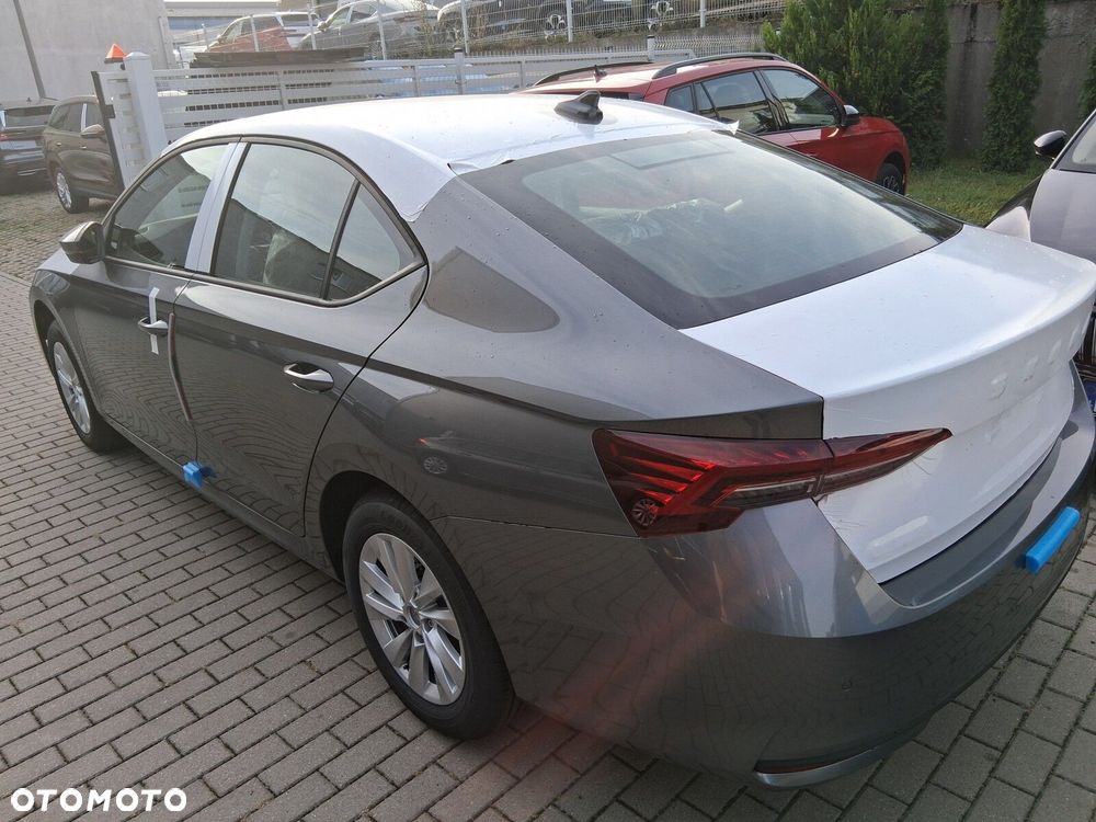Skoda Octavia 1.5 TSI Drive Essence - 4