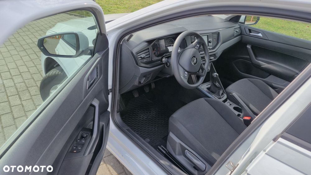Volkswagen Polo 1.0 Comfortline - 9