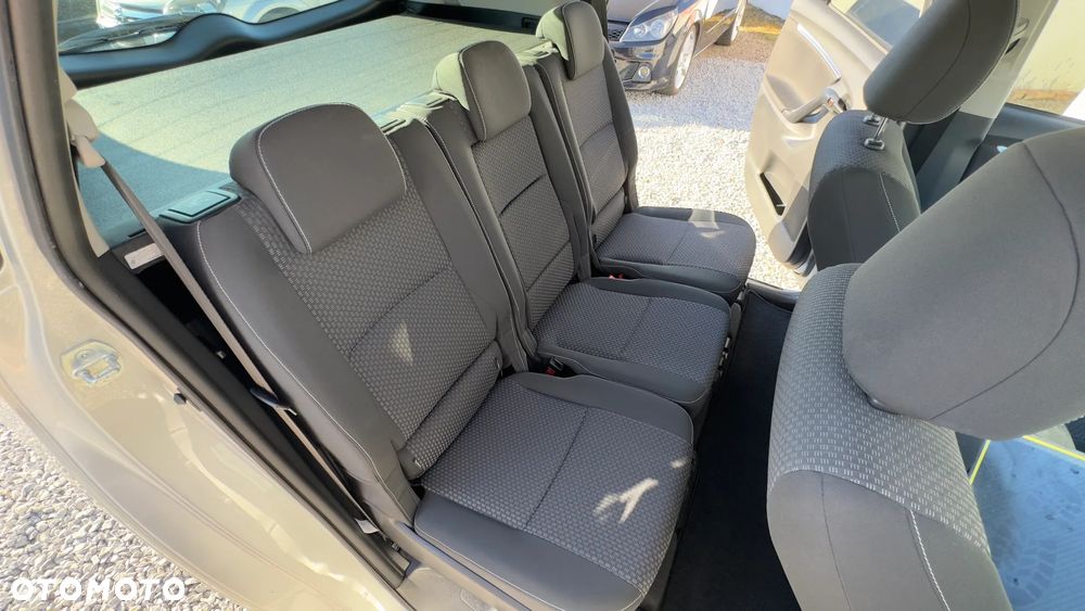 Toyota Verso 1.8 5-Sitzer Executive - 33